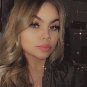 Meet your Posher, Angelina